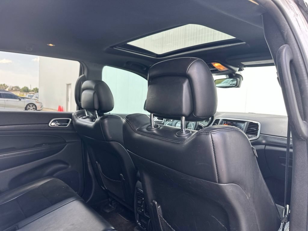 Used 2018 Jeep Grand Cherokee Altitude AWD/4WD image 29