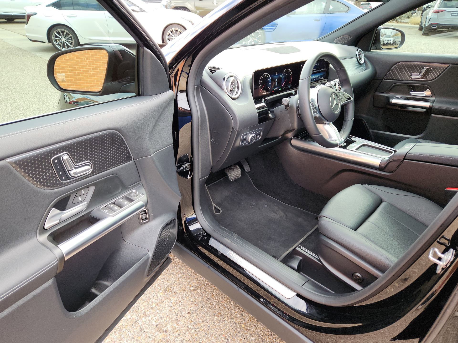New 2025 Mercedes-Benz GLA 250 image 15
