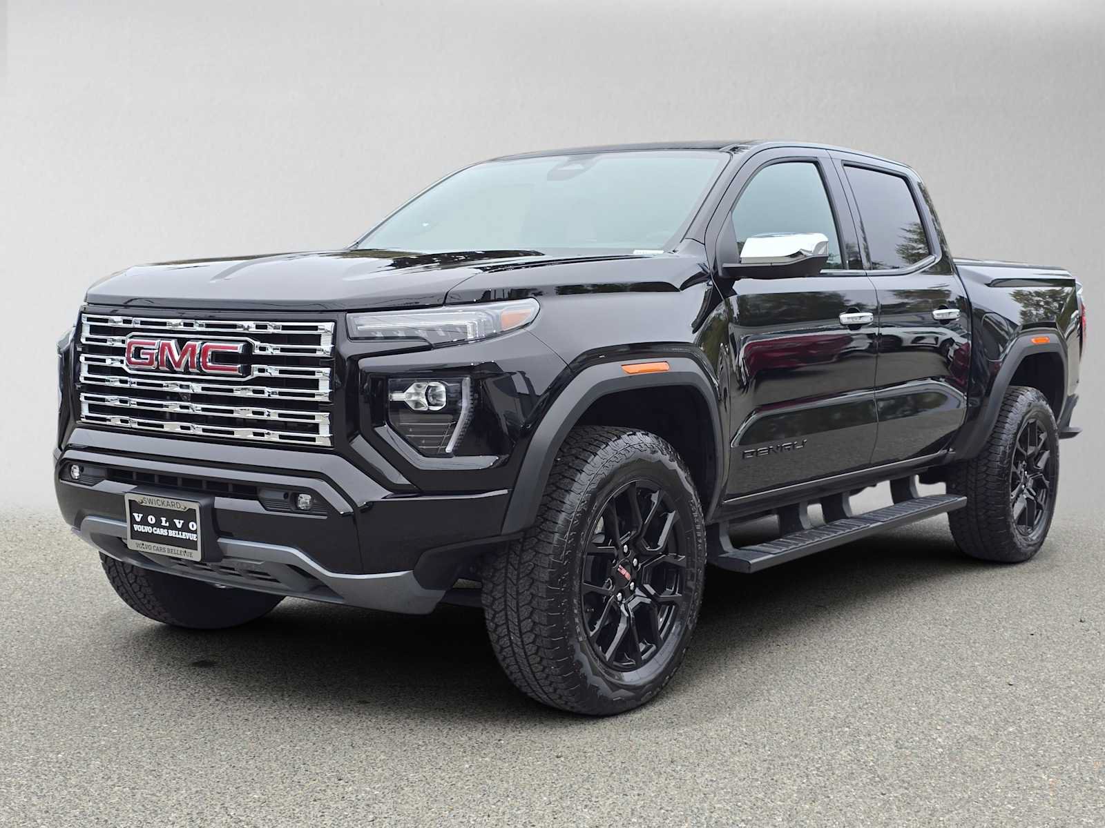 Used 2025 GMC Canyon Denali w/ LPO, Denali Black Edition AWD/4WD image 7