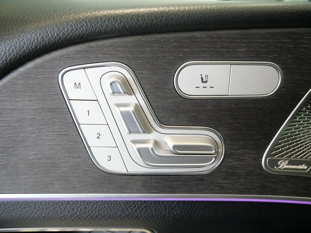 Used 2022 Mercedes-Benz GLE 350 4MATIC w/ Premium Package image 31