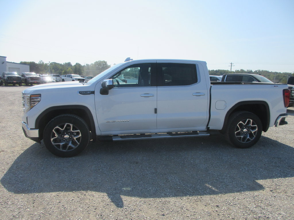 New 2026 GMC Sierra 1500 SLT w/ SLT Premium Plus Package AWD/4WD image 11
