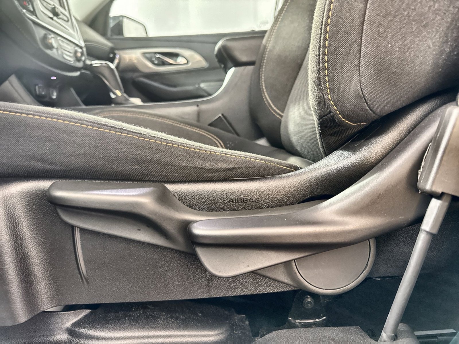 Used 2020 Chevrolet Traverse LS w/ LPO, Black Accent Package image 14