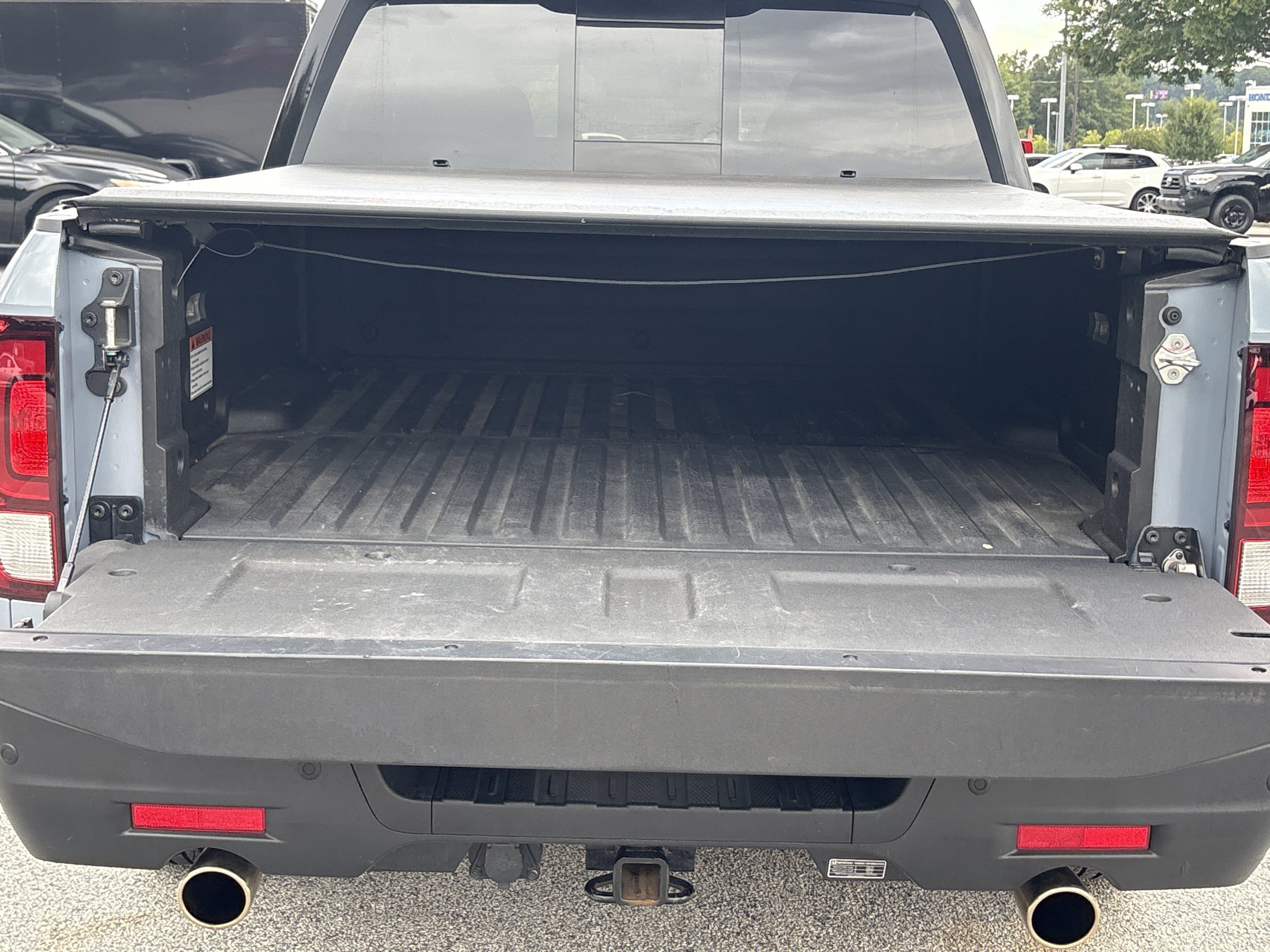 Used 2025 Honda Ridgeline Black Edition image 22
