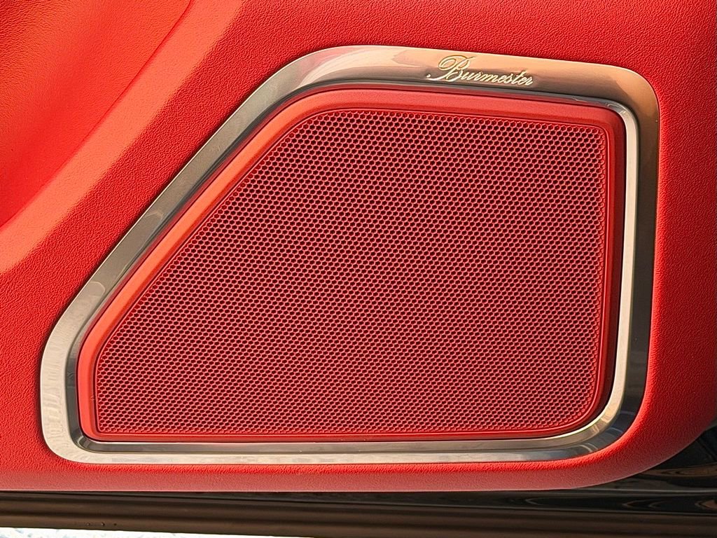 New 2026 Porsche Macan GTS image 17