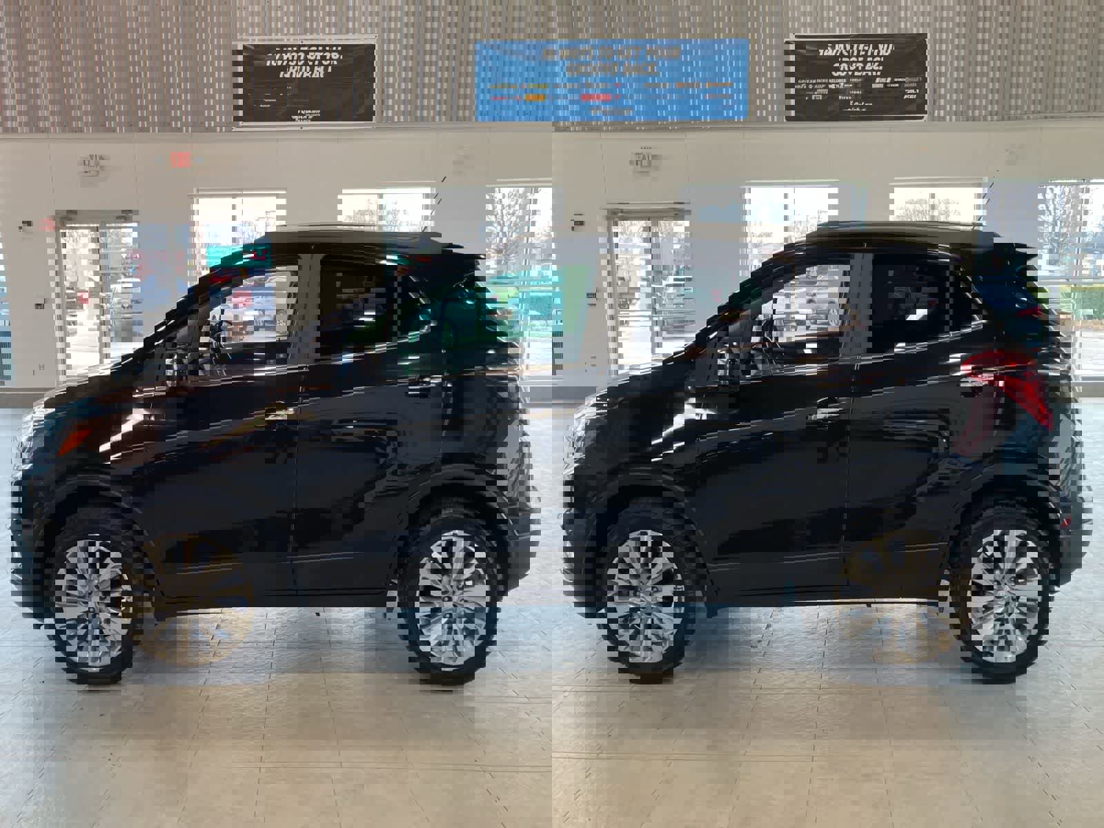 Used 2020 Buick Encore Preferred image 8