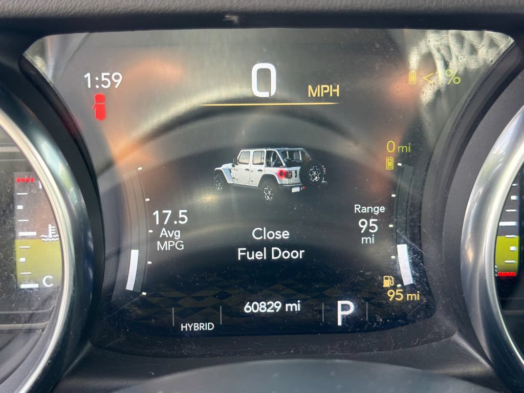 Used 2022 Jeep Wrangler Unlimited Sahara w/ Safety Group AWD/4WD image 26