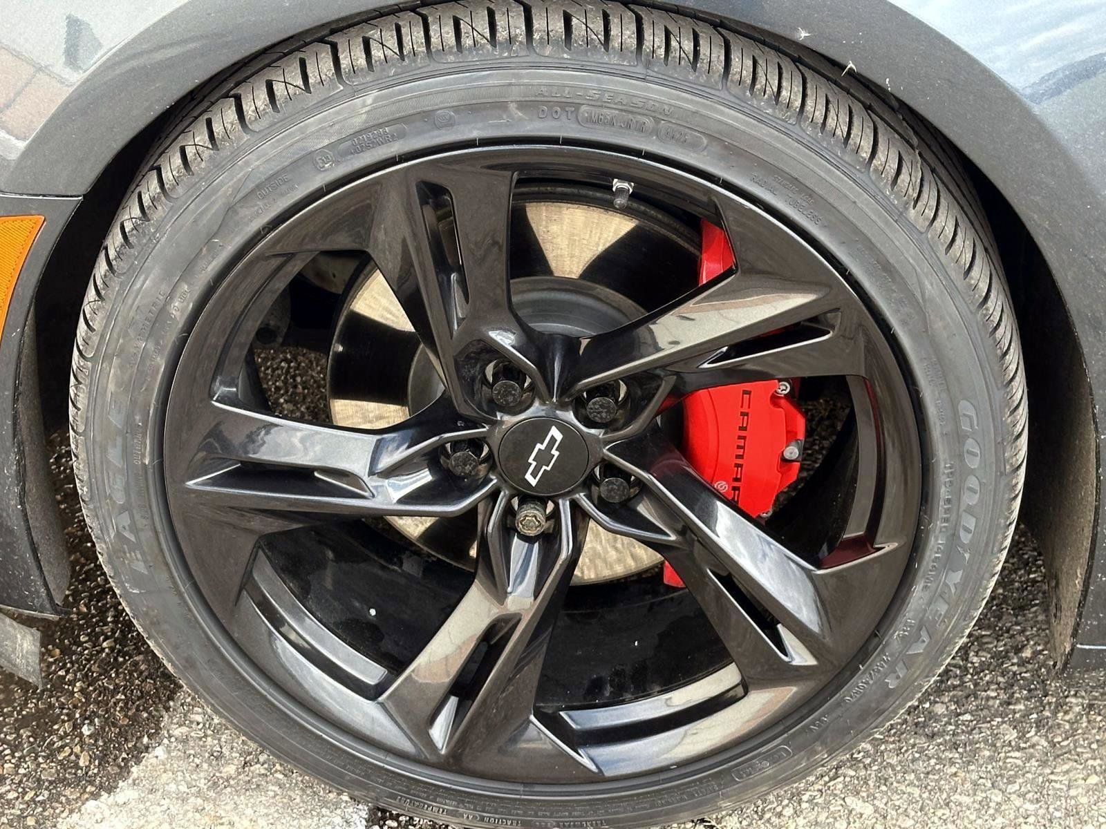 Used 2023 Chevrolet Camaro LT w/ RS Package image 8