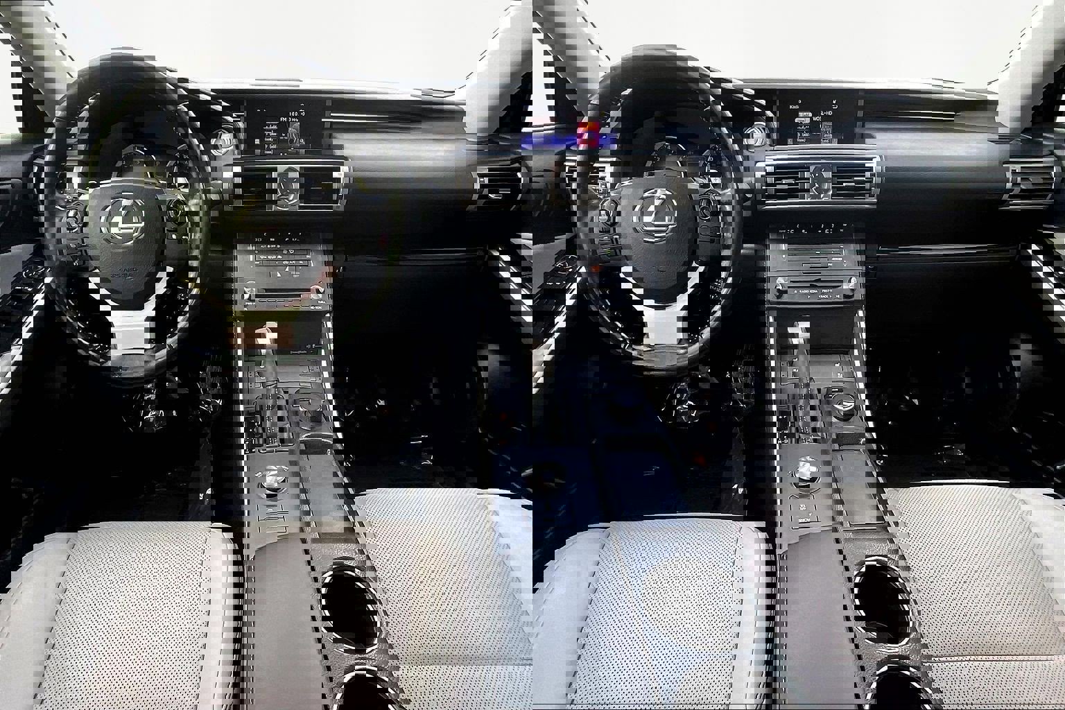 Used 2016 Lexus IS 300 AWD w/ Premium Package image 7