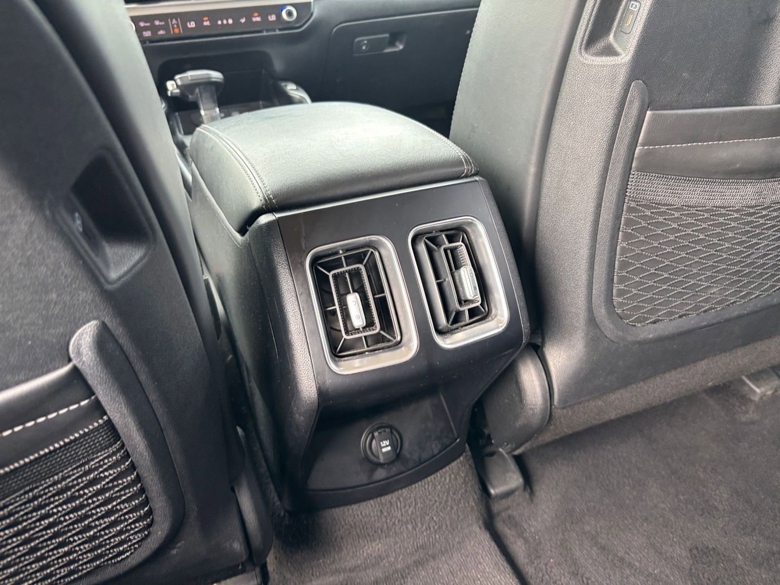 Used 2024 Kia Sorento S image 24