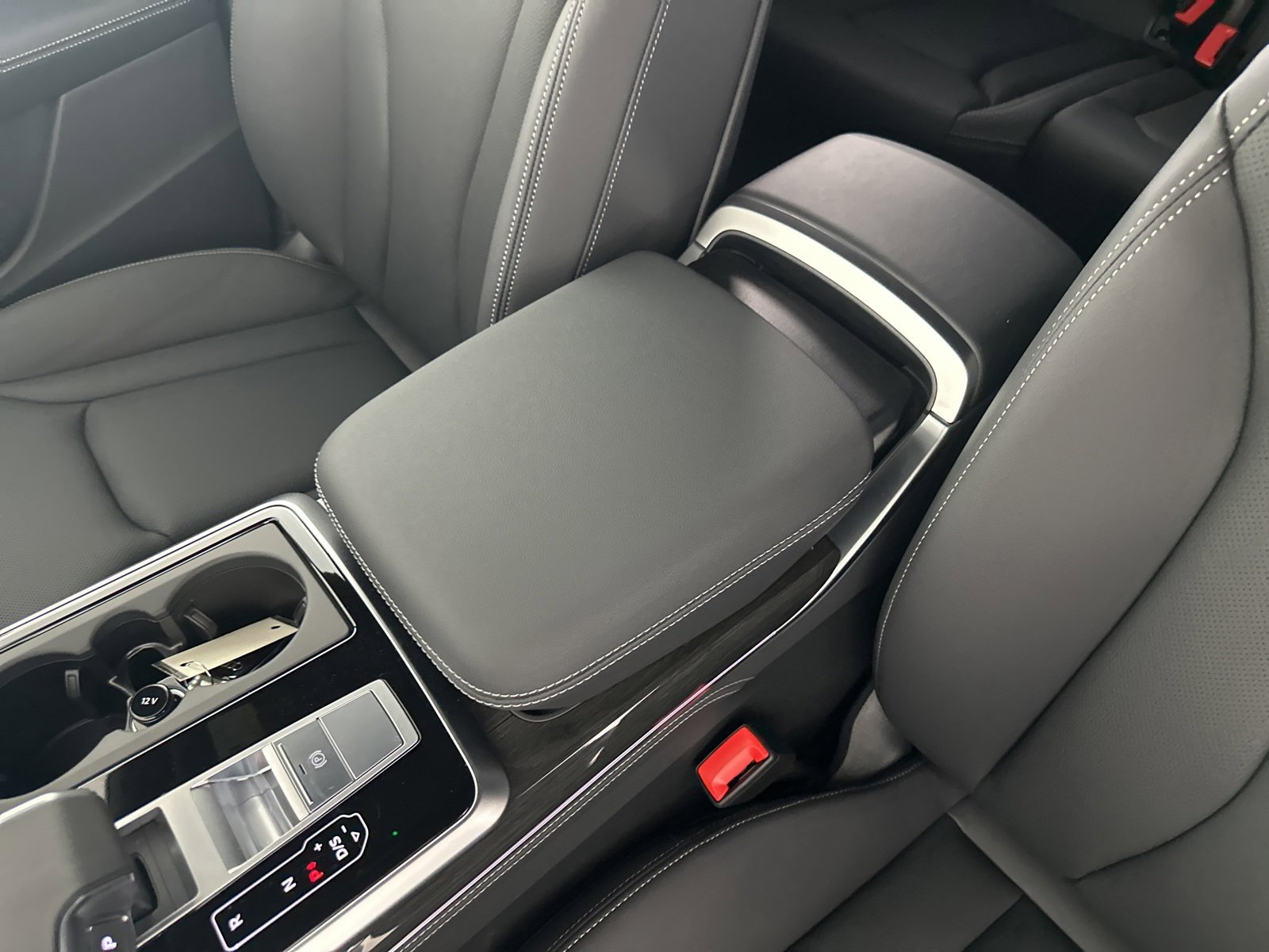 New 2026 Audi Q8 Premium Plus image 23