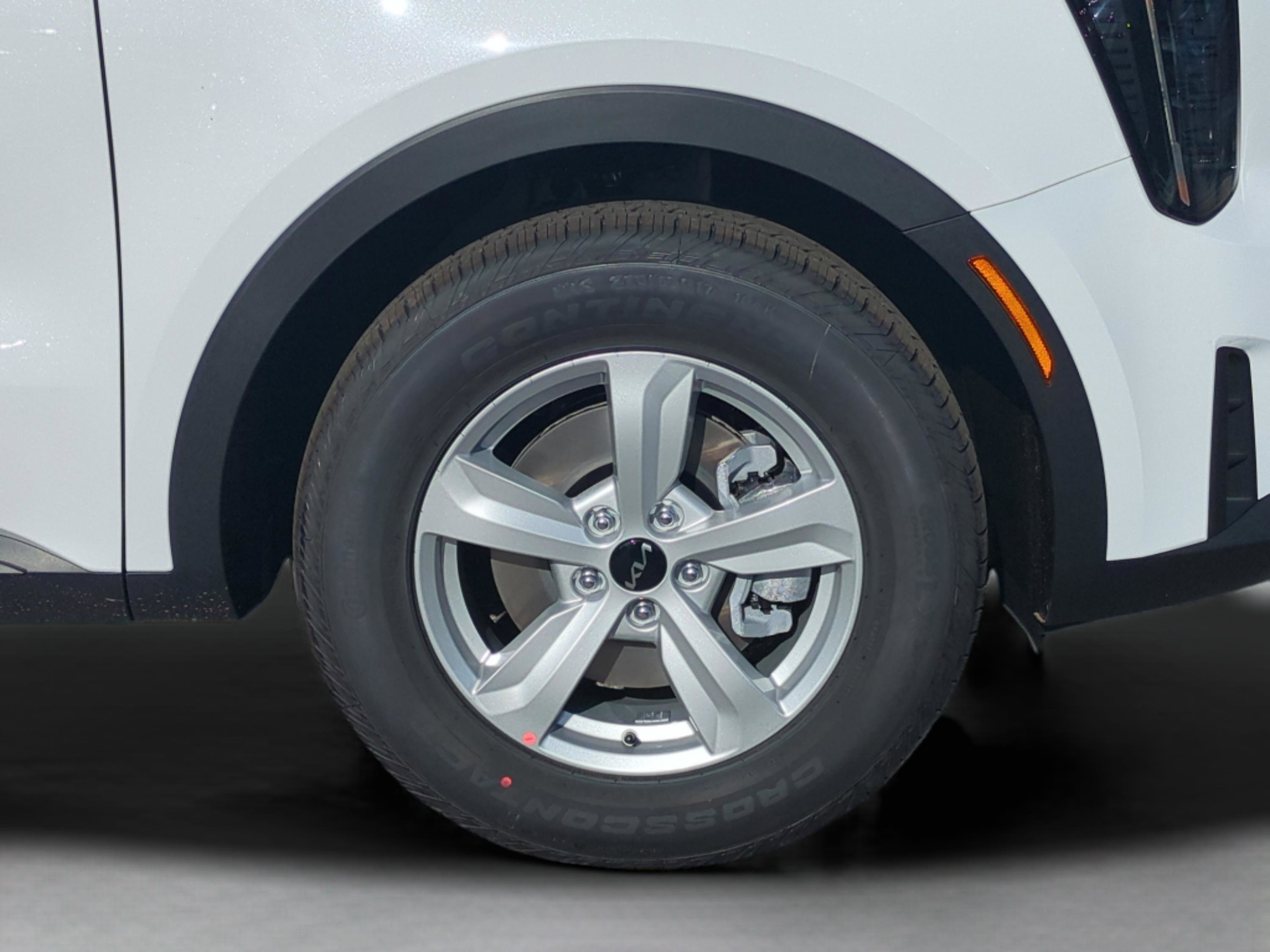 New 2026 Kia Sorento LX FWD image 7