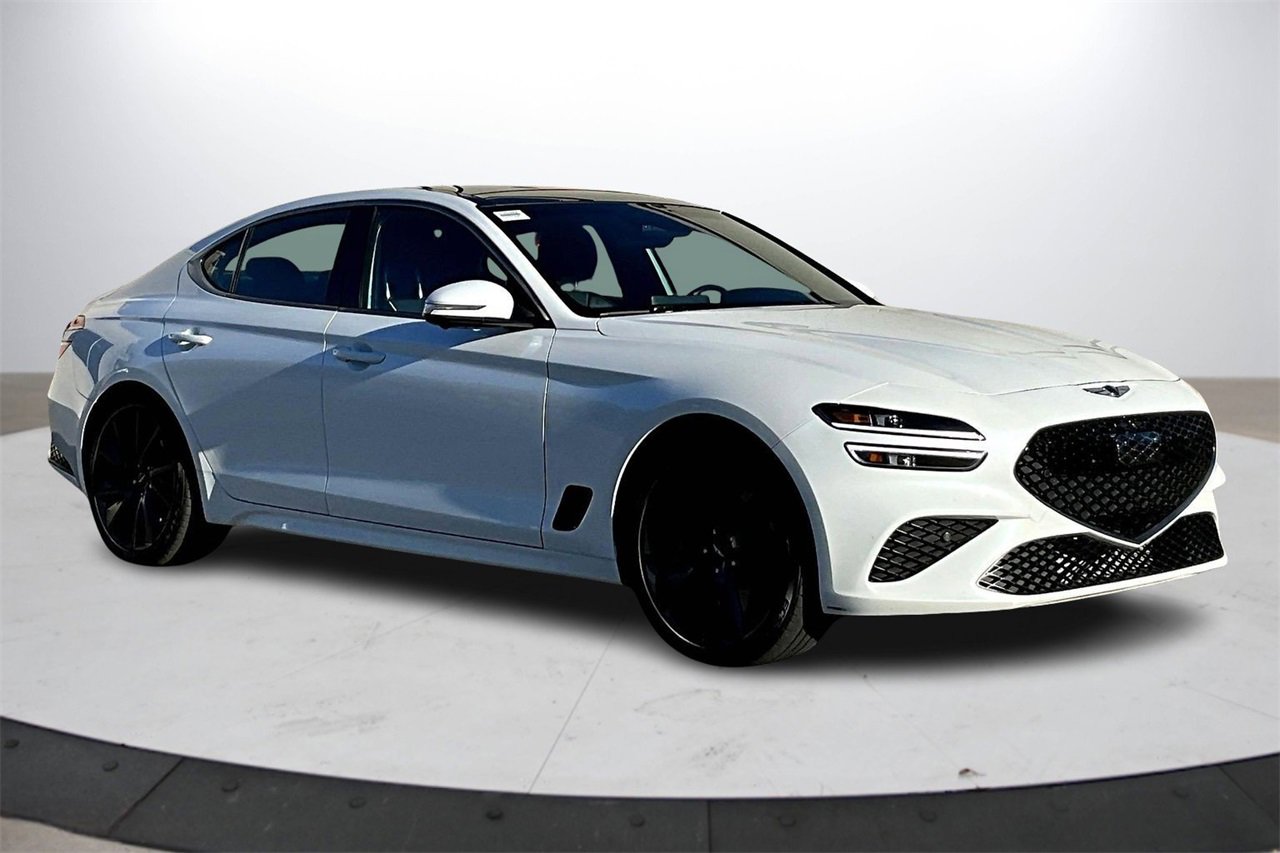 Used 2022 Genesis G70 3.3T w/ Sport Prestige Package video 1
