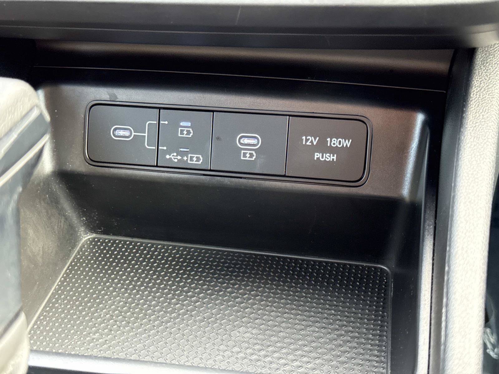 Certified 2025 Hyundai Santa Cruz SE AWD/4WD image 7