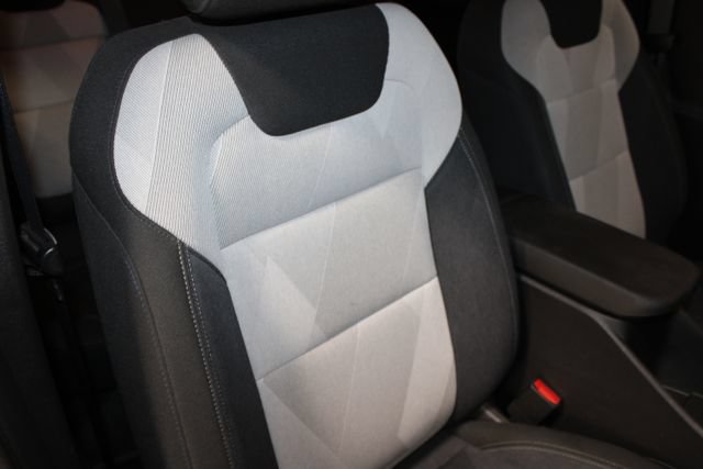 Used 2024 Chevrolet Trax LS FWD image 27