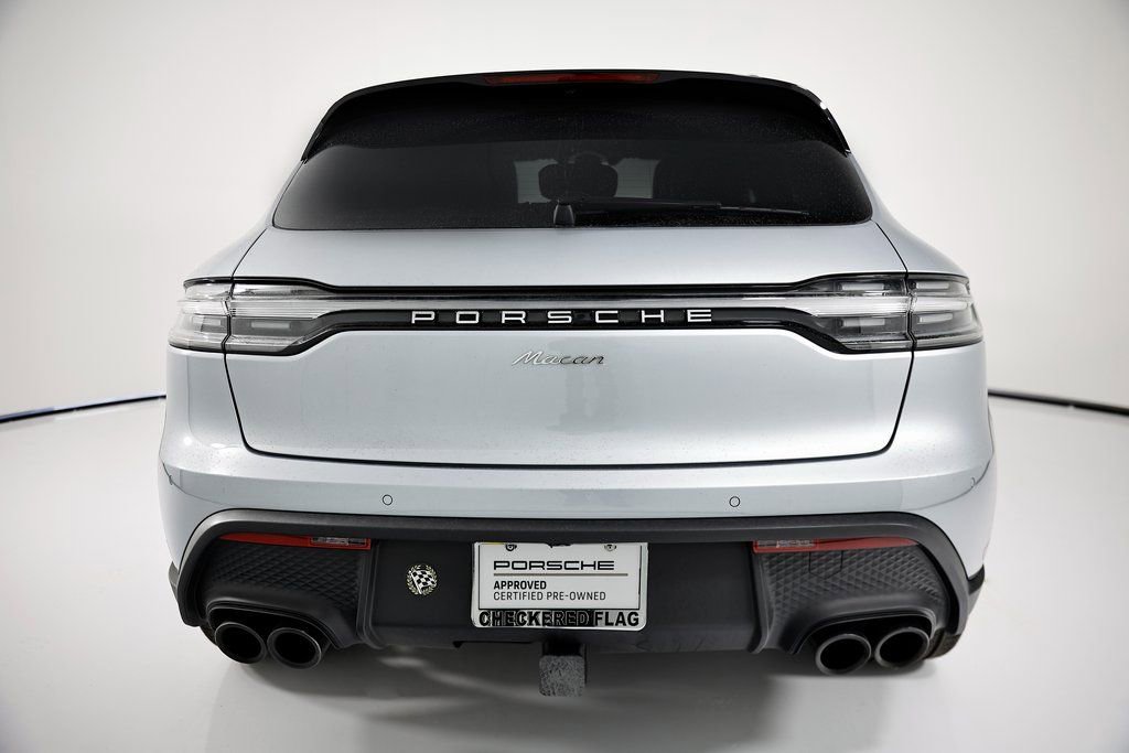 Certified 2025 Porsche Macan image 6