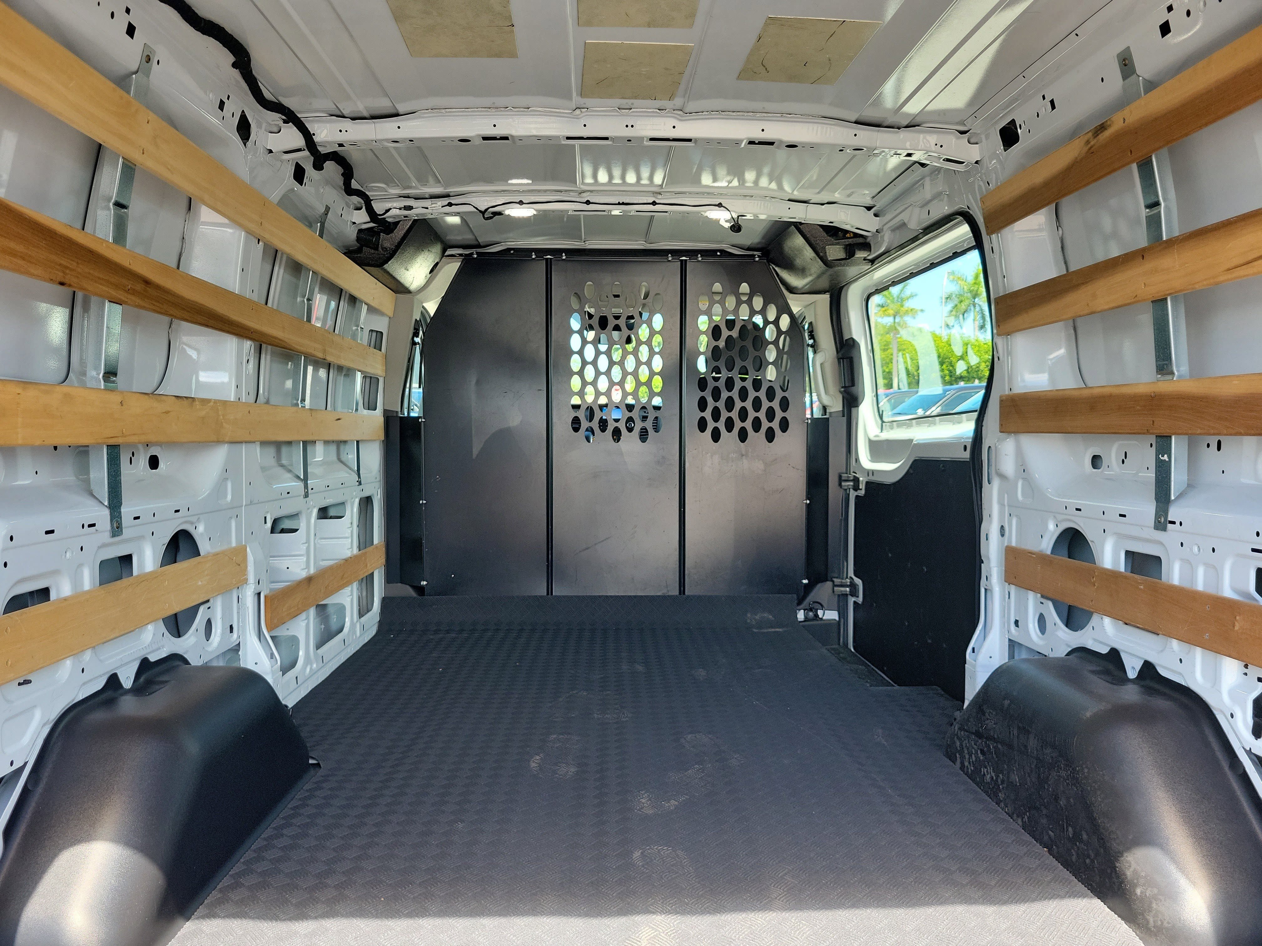 Used 2025 Ford Transit 250 Low Roof w/ Exterior Upgrade Package RWD image 12