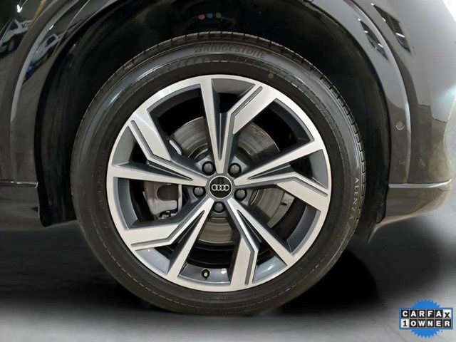 Used 2024 Audi Q4 e-tron Premium Plus w/ Premium Plus image 31