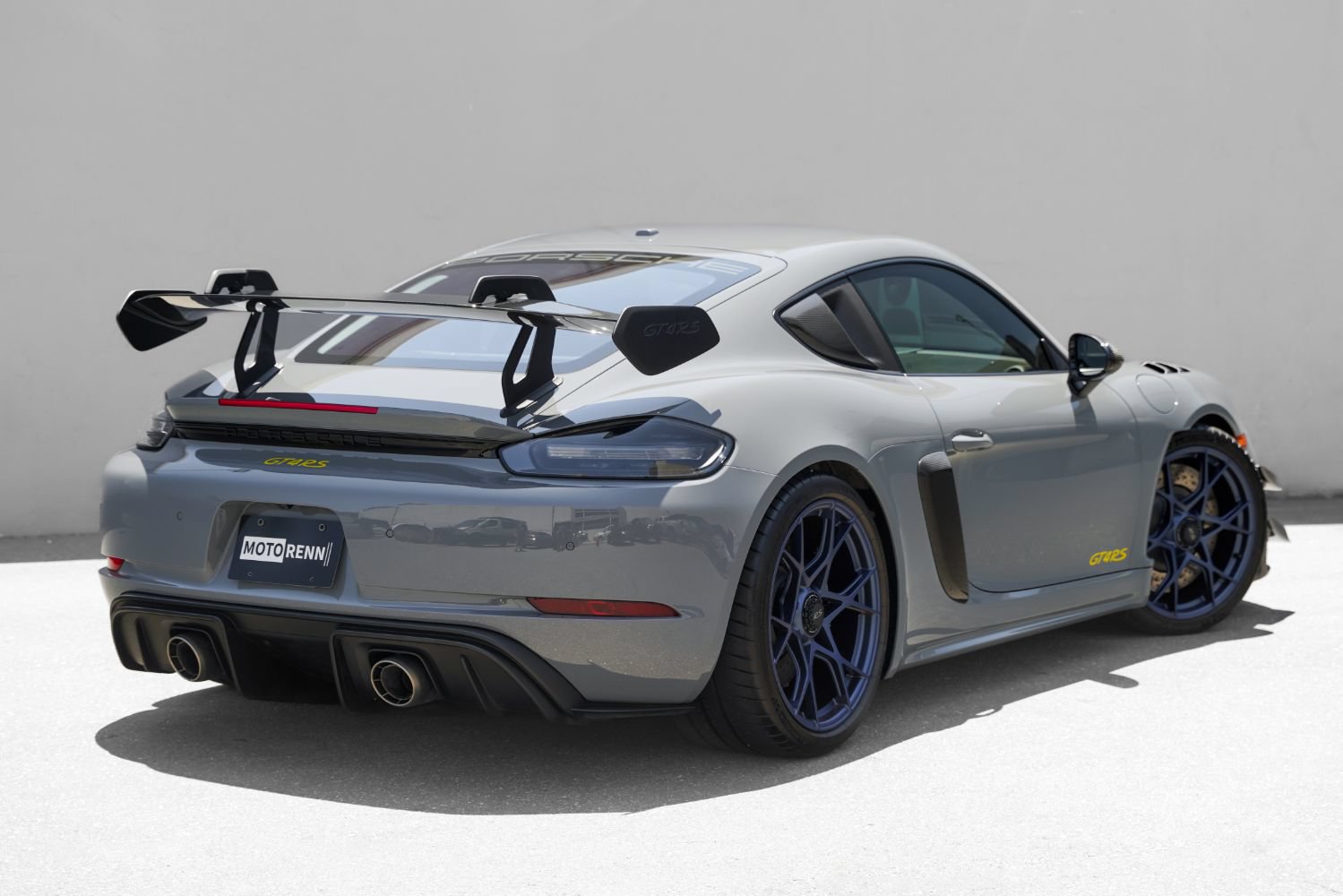 Used 2023 Porsche 718 Cayman GT4 RS RWD image 4