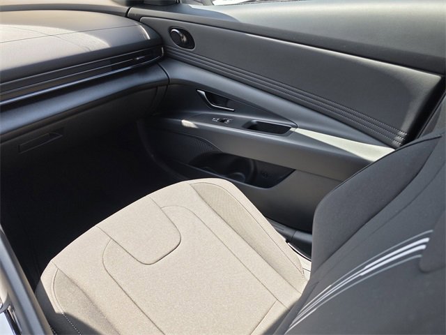New 2025 Hyundai Elantra SEL w/ Cargo Package image 14