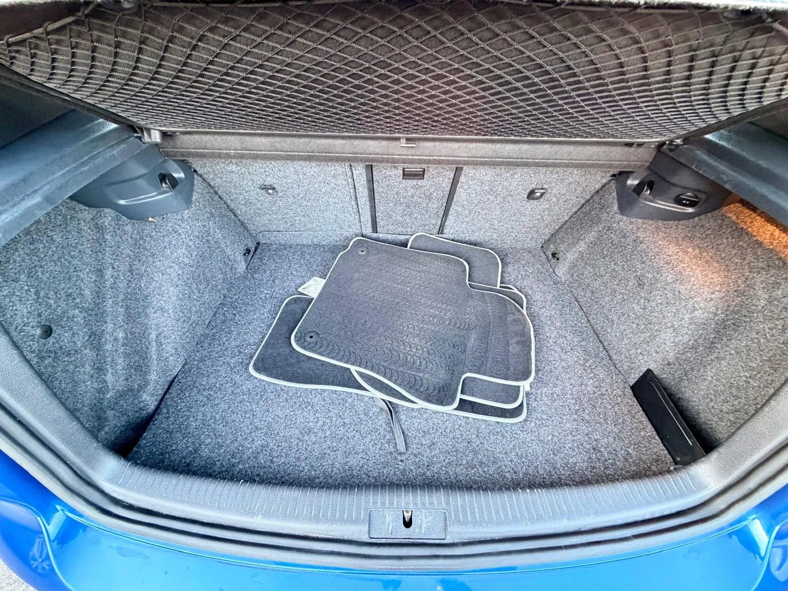 Used 2013 Volkswagen Golf R 2-Door image 9