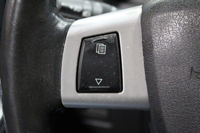 Used 2010 Jeep Liberty Limited image 22