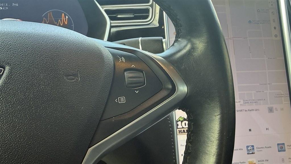 Used 2018 Tesla Model S 75D AWD/4WD image 33