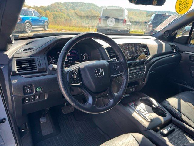 Used 2023 Honda Passport TrailSport image 27