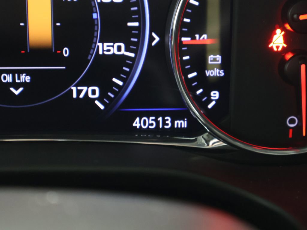 Used 2022 GMC Acadia AT4 w/ GMC Pro Grade Package image 39