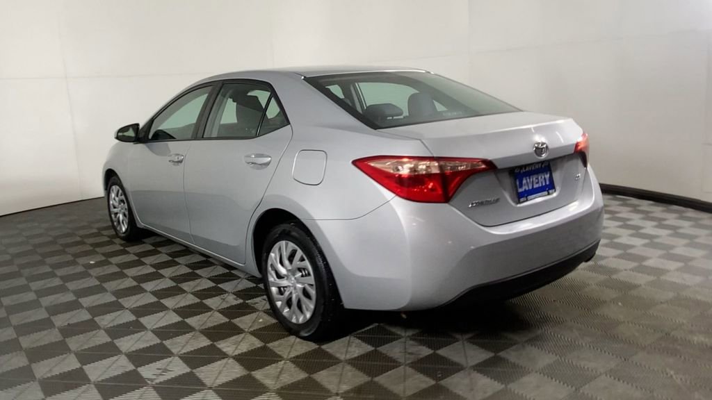 Used 2019 Toyota Corolla LE image 8