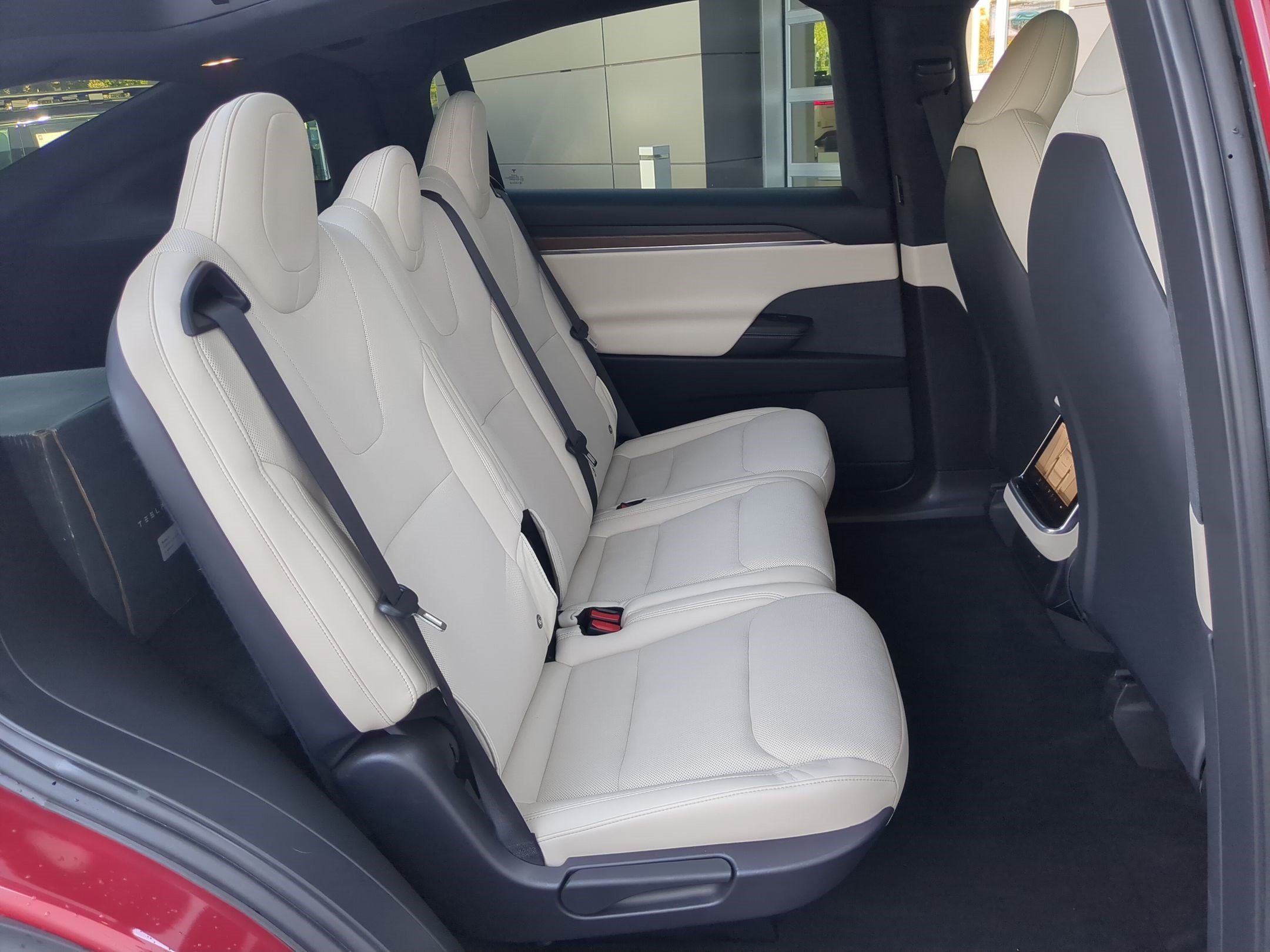 Used 2022 Tesla Model X AWD/4WD image 37