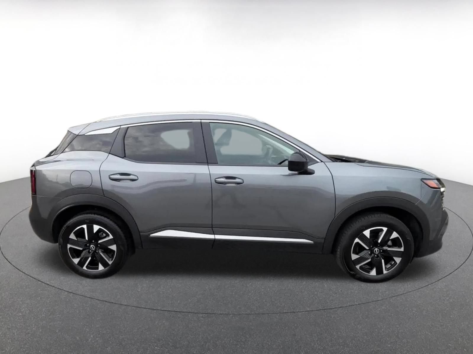 Used 2026 Nissan Kicks SV w/ Cold Weather Package AWD/4WD image 15