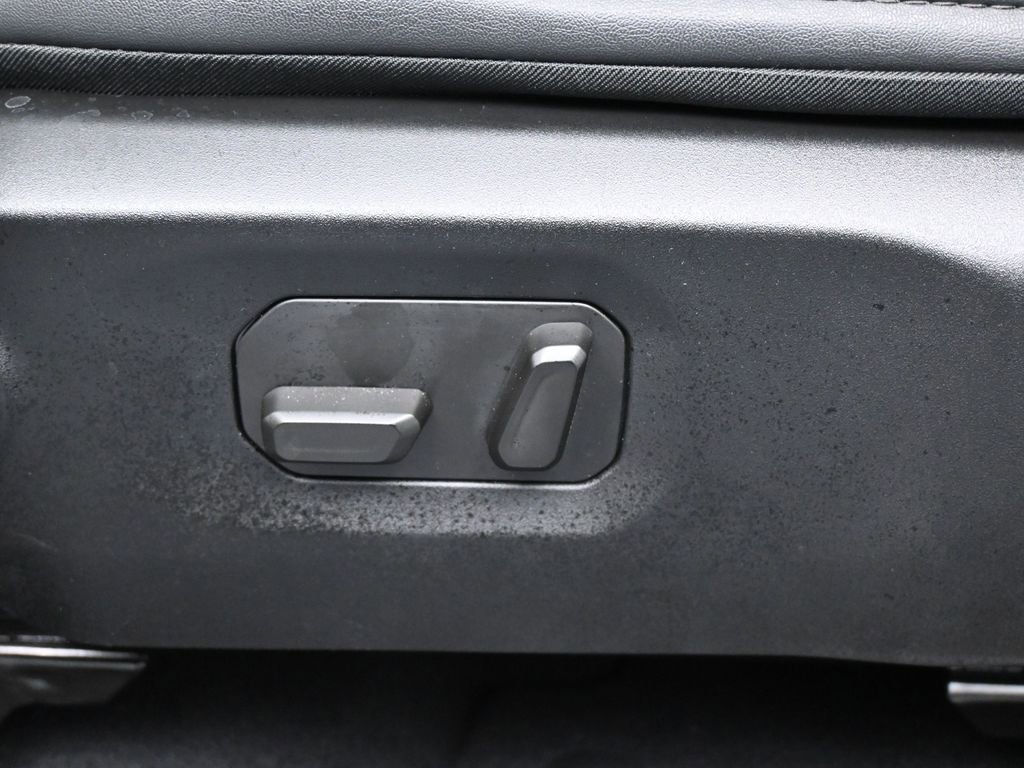 Used 2026 Jeep Wrangler Unlimited Rubicon w/ Xtreme 35 Tire Package image 12