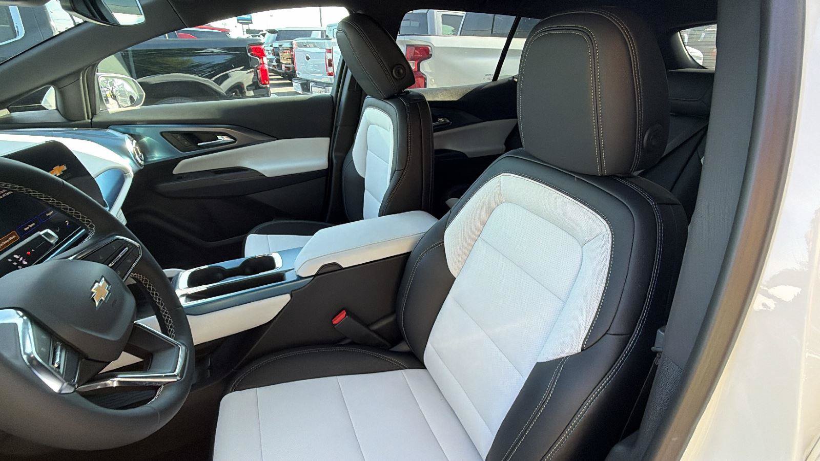 New 2026 Chevrolet Equinox EV LT FWD image 5
