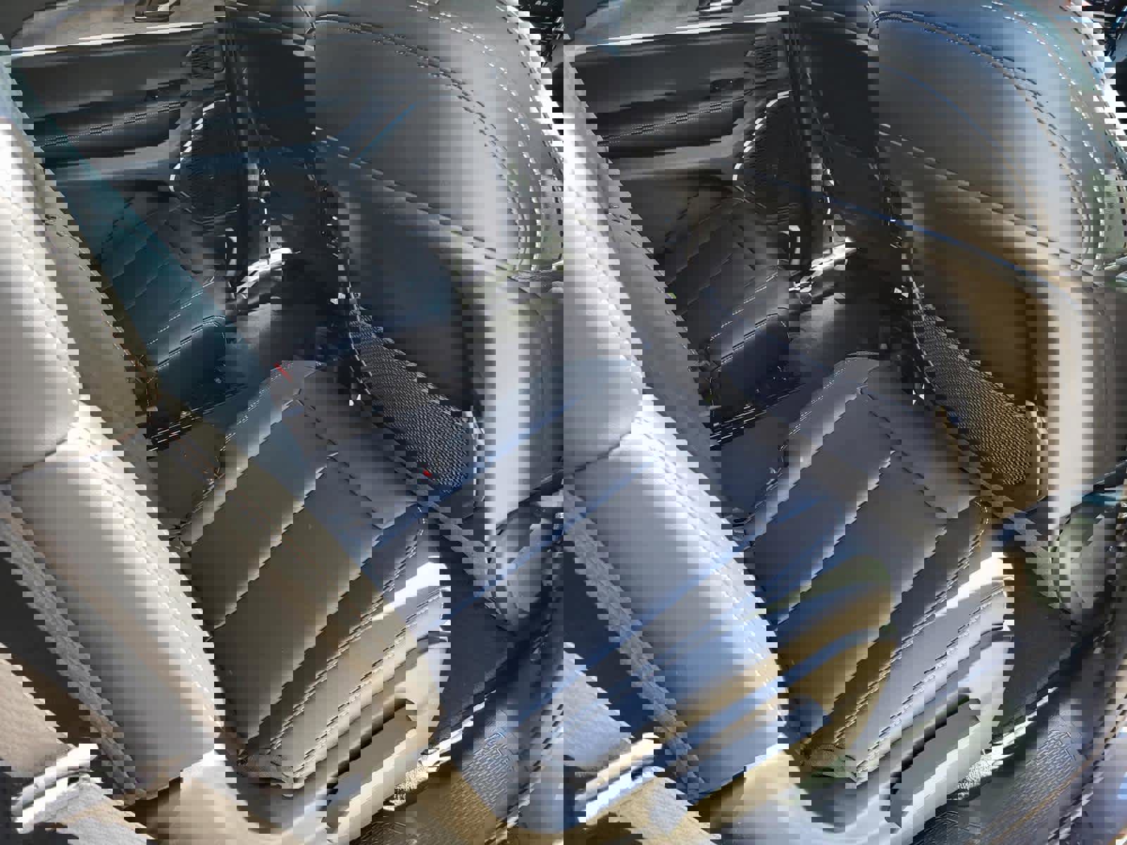 New 2025 Jeep Grand Cherokee L Limited w/ Black Appearance Package image 11