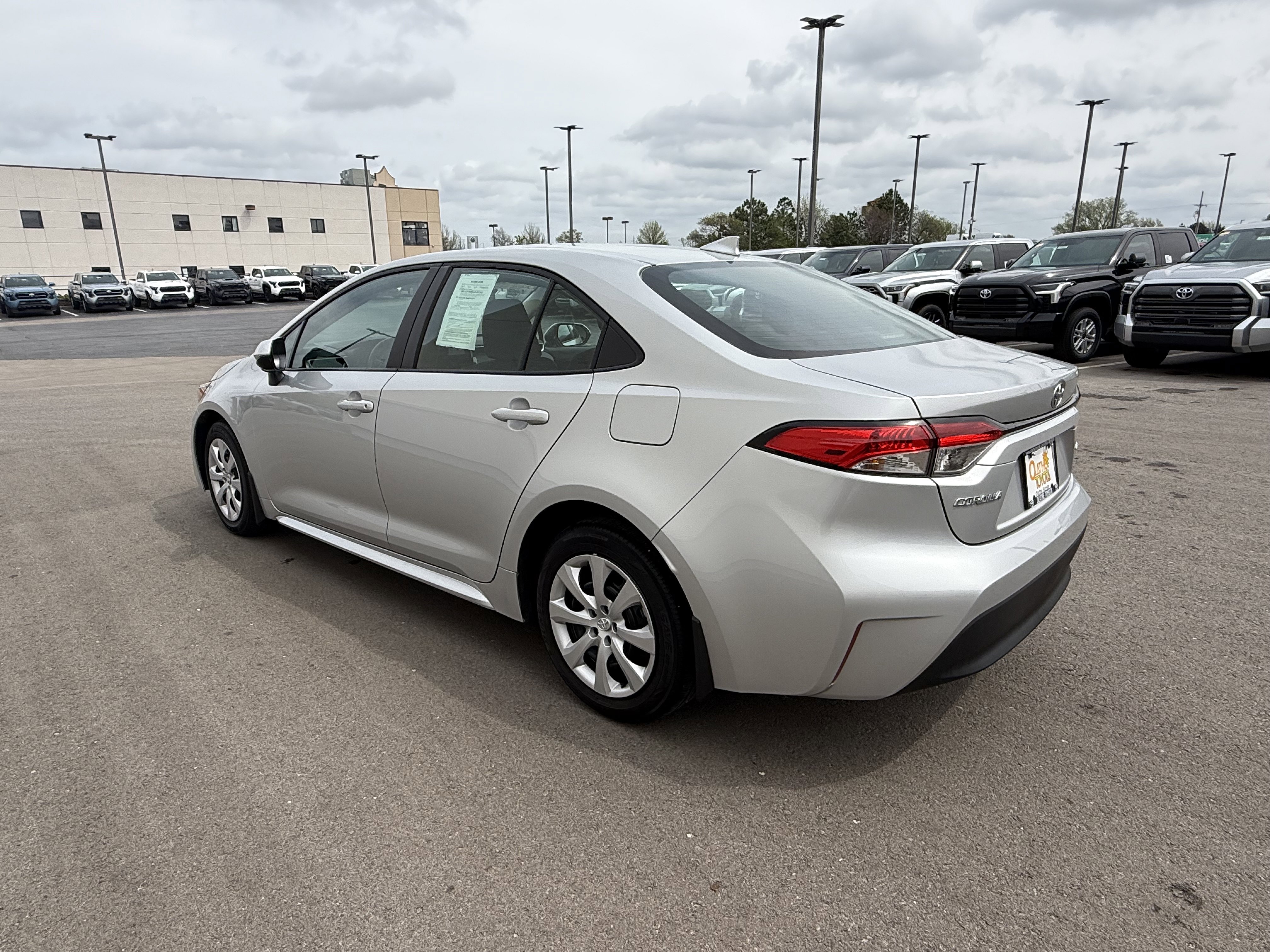 Certified 2025 Toyota Corolla LE FWD image 18