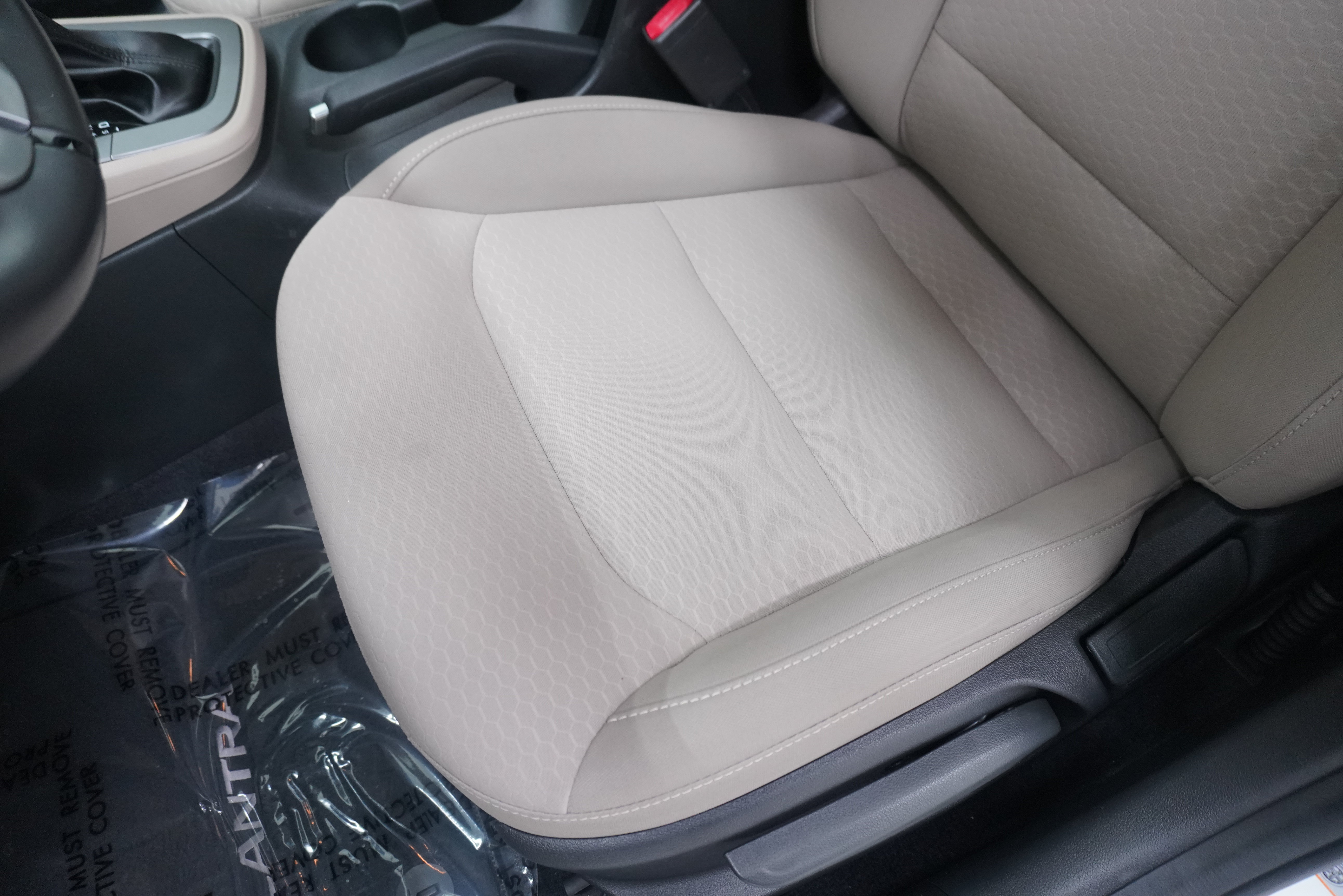 Used 2020 Hyundai Elantra Value Edition FWD image 12