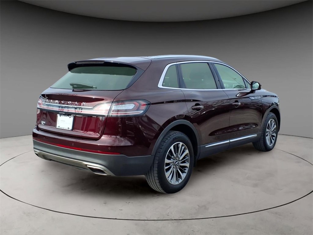 Certified 2023 Lincoln Nautilus AWD image 9