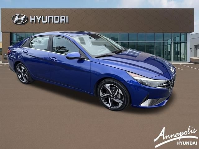 Certified 2021 Hyundai Elantra Limited w/ Cargo Package image 7