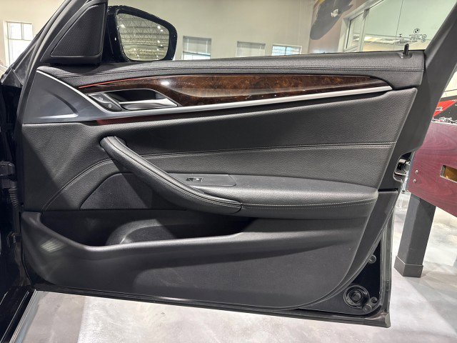 Used 2017 BMW 530i RWD image 57