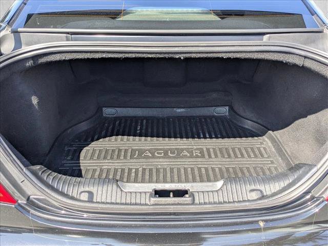 Used 2019 Jaguar XJ R-Sport image 6