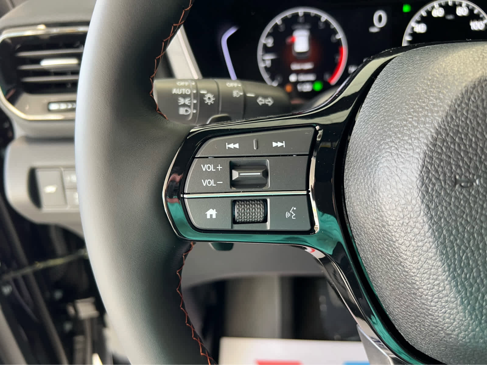 New 2025 Honda Pilot TrailSport image 23