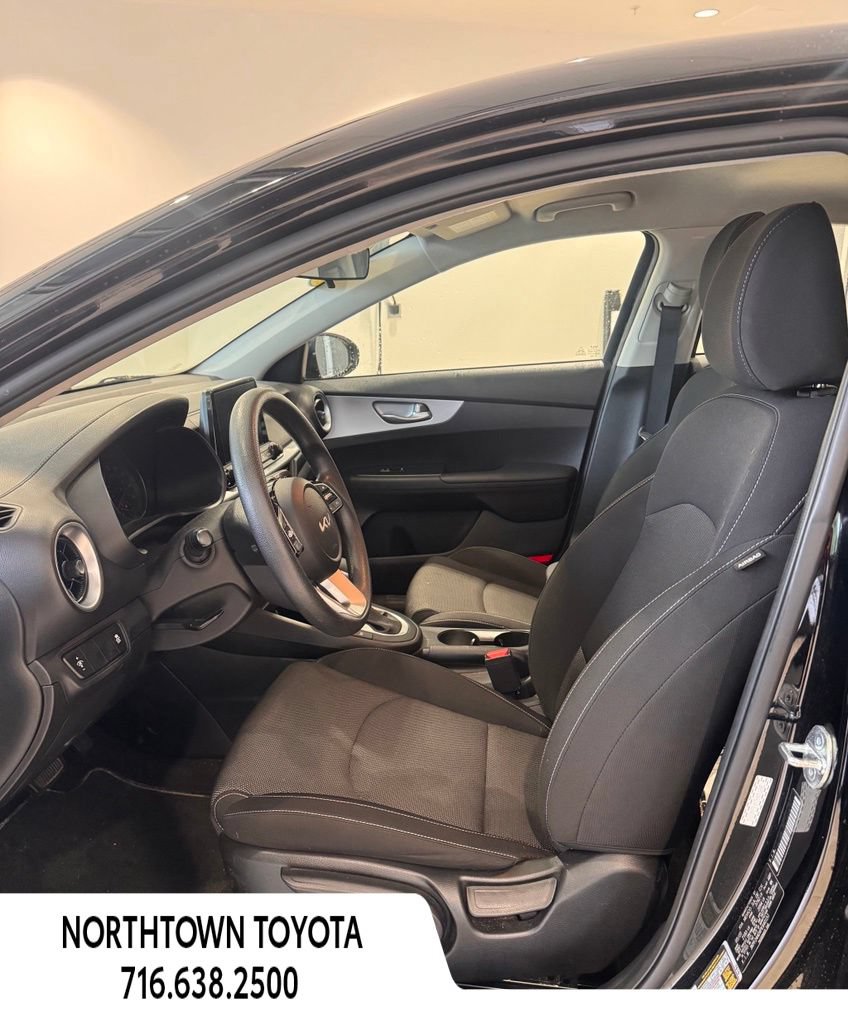 Used 2023 Kia Forte LXS FWD image 13