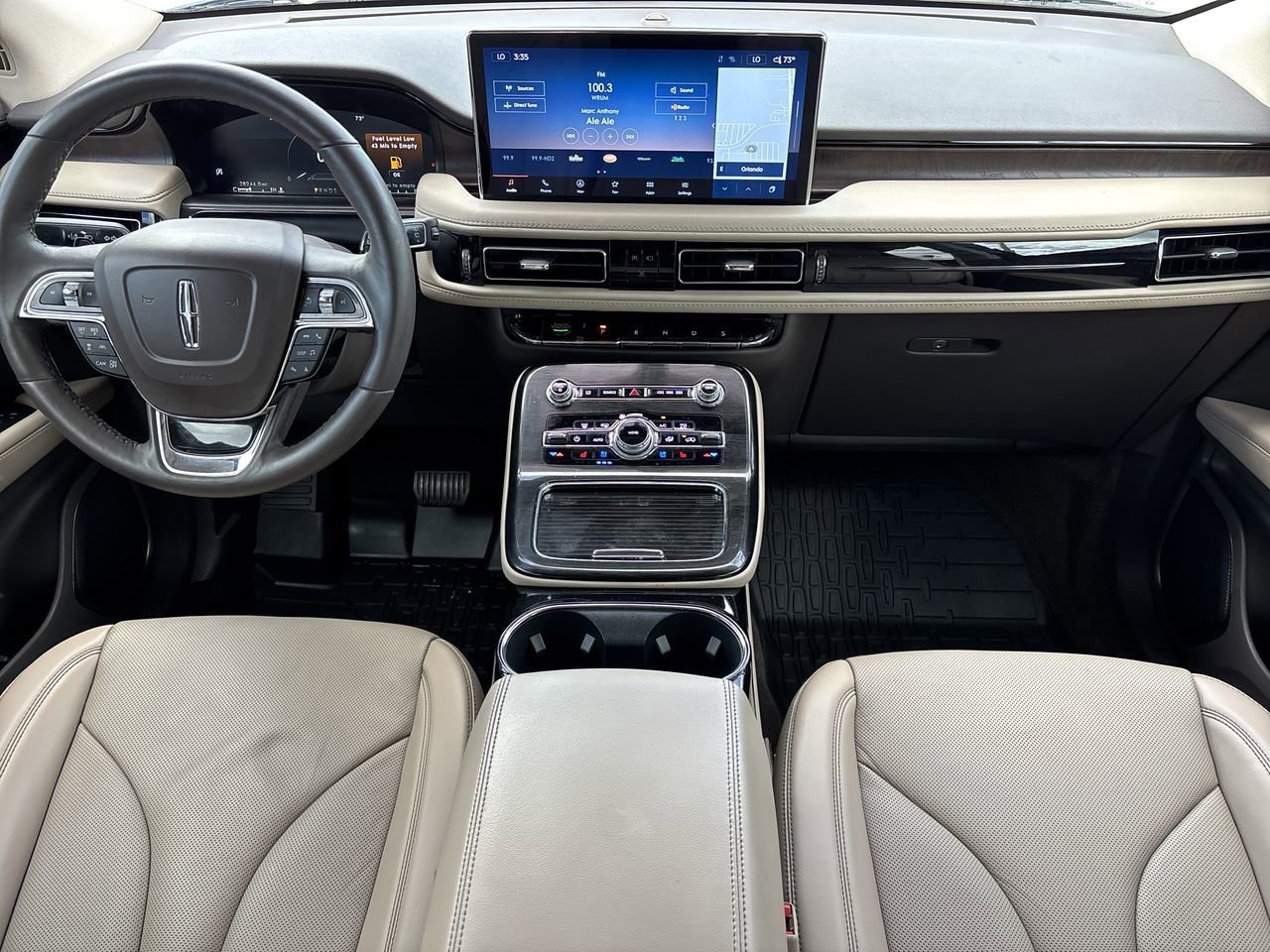 Used 2022 Lincoln Nautilus Reserve w/ Equipment Group 201A image 13