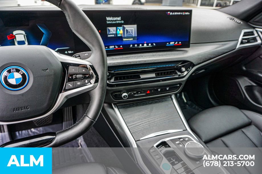 Used 2025 BMW i4 eDrive40 image 33