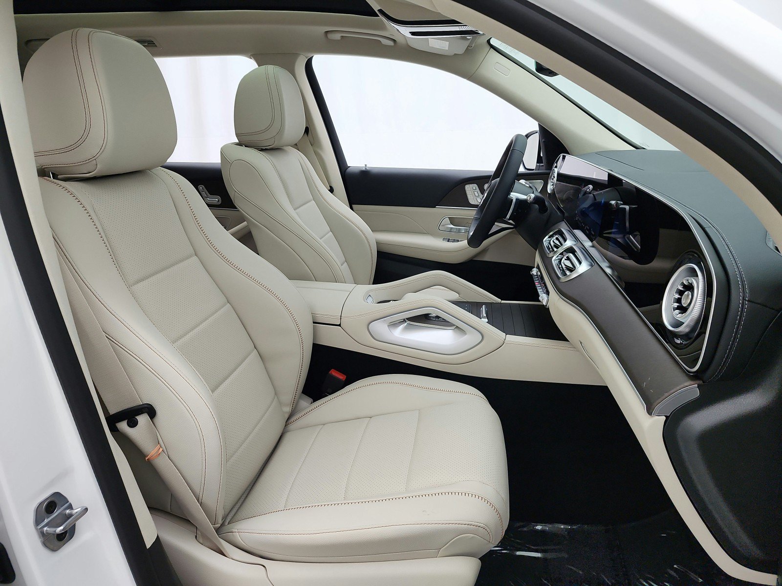 New 2027 Mercedes-Benz GLS 450 4MATIC image 14