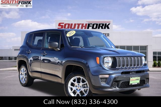 Used 2023 Jeep Renegade Latitude image 1