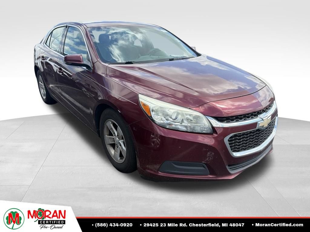 Used 2015 Chevrolet Malibu LT FWD image 2