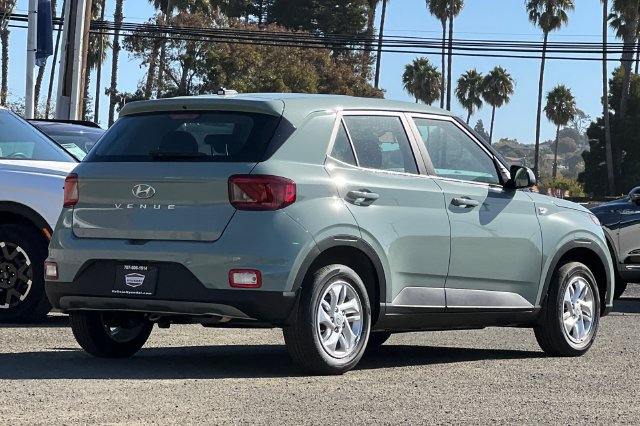 New 2026 Hyundai Venue SE FWD image 6