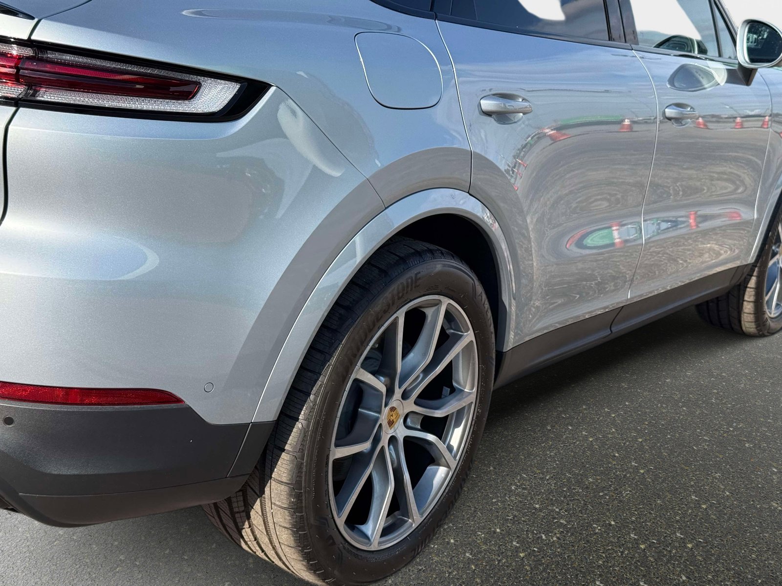 Used 2024 Porsche Cayenne Coupe image 17