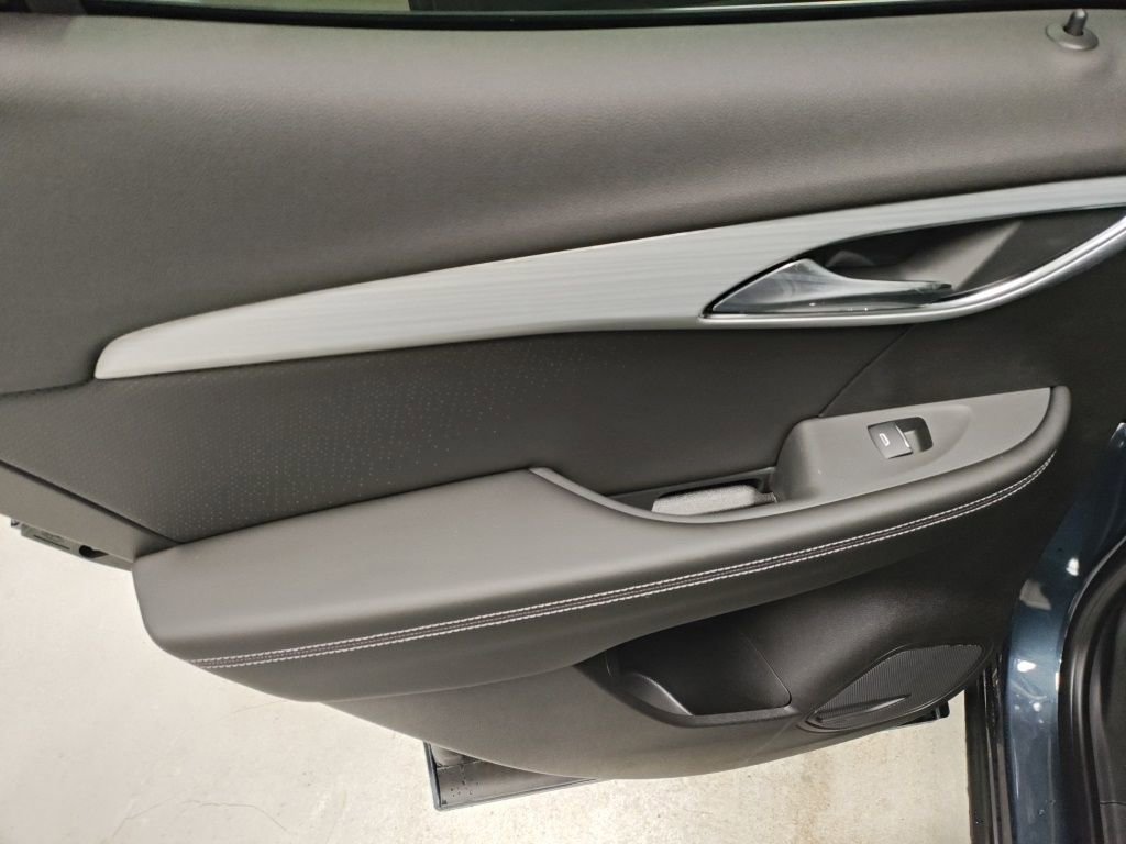 New 2026 Buick Envision Avenir image 29